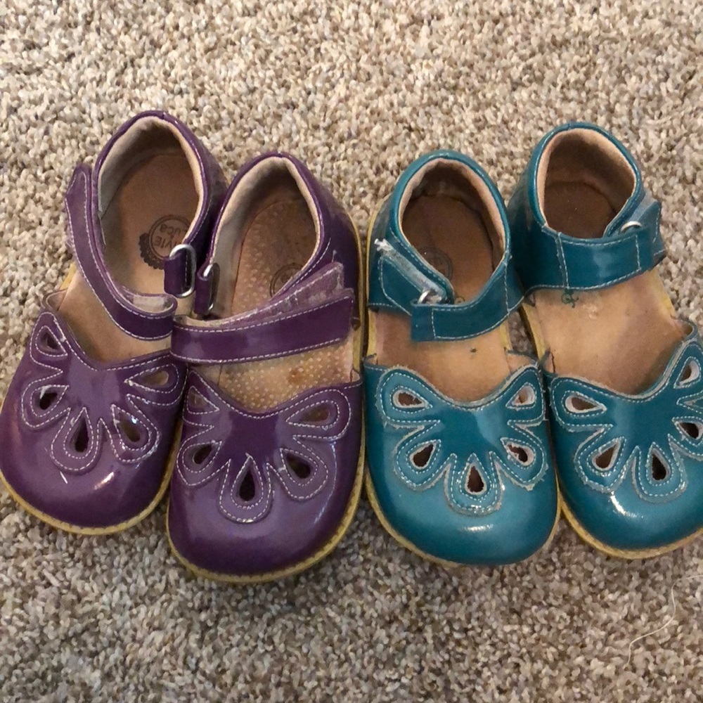 Livie and Luca Petals Size 9